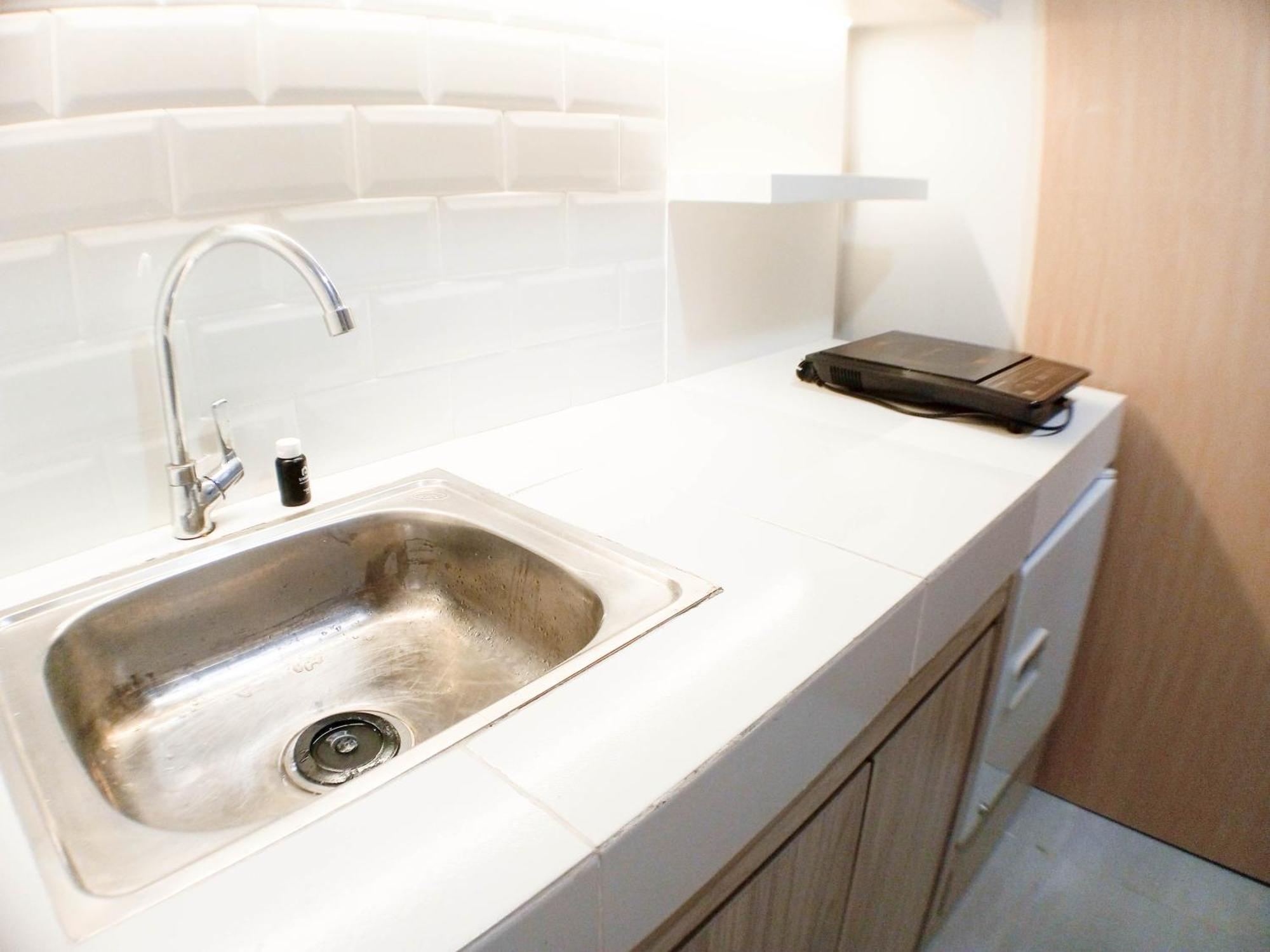 Relaxing At The Alton By Travelio Apartemen Semarang